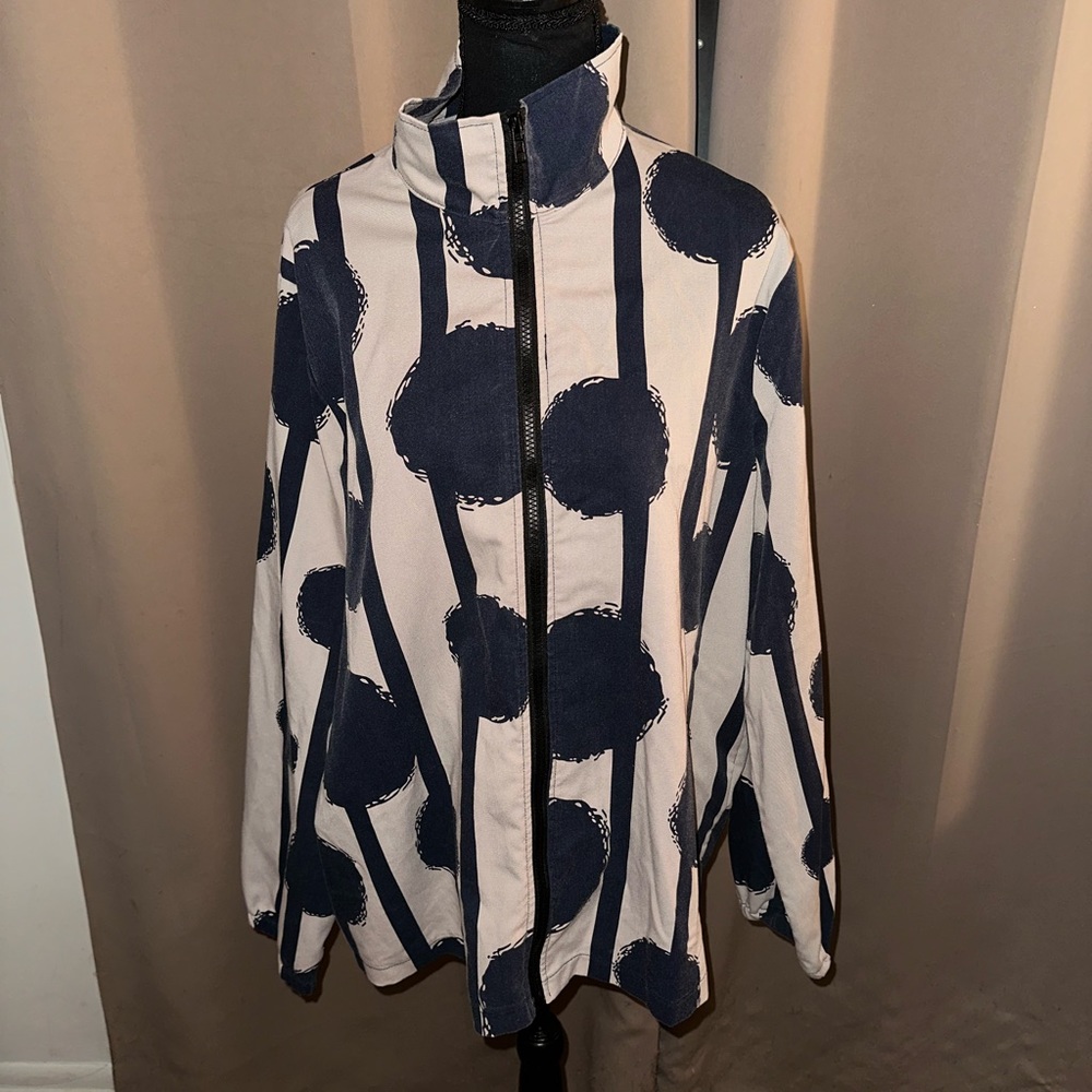 Like new light jacket